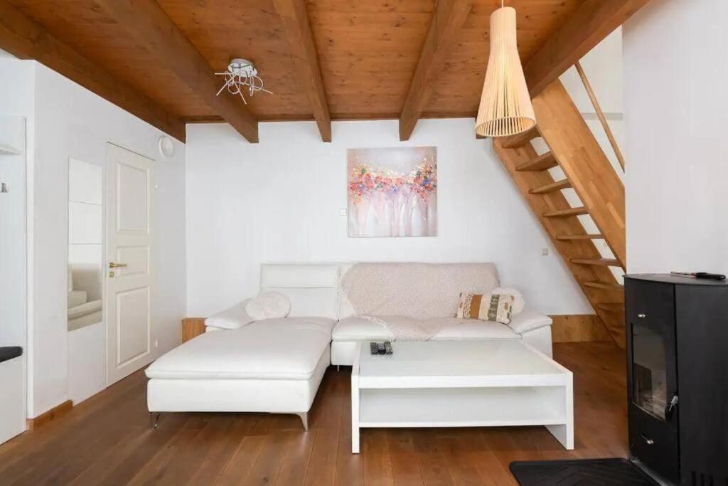塔林Cozy 3 Story House In Old Town公寓 外观 照片